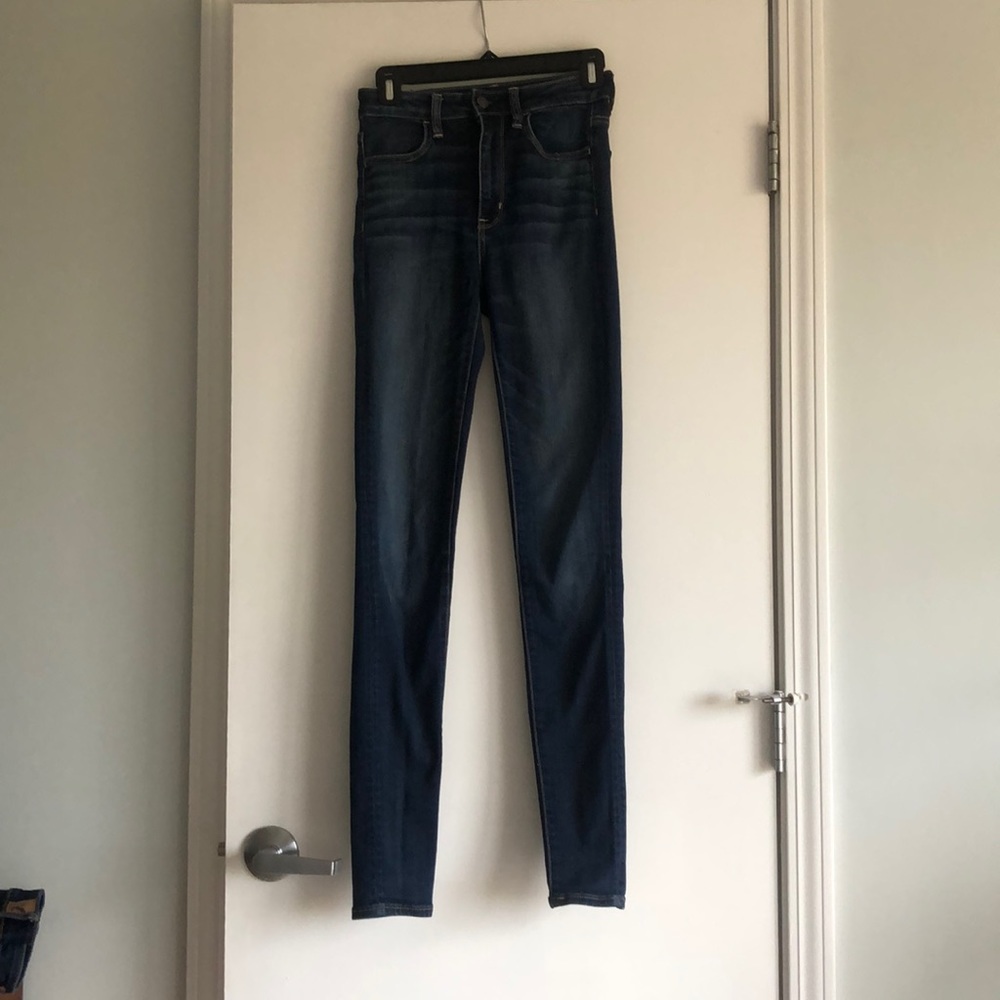 Super high-rise jeans